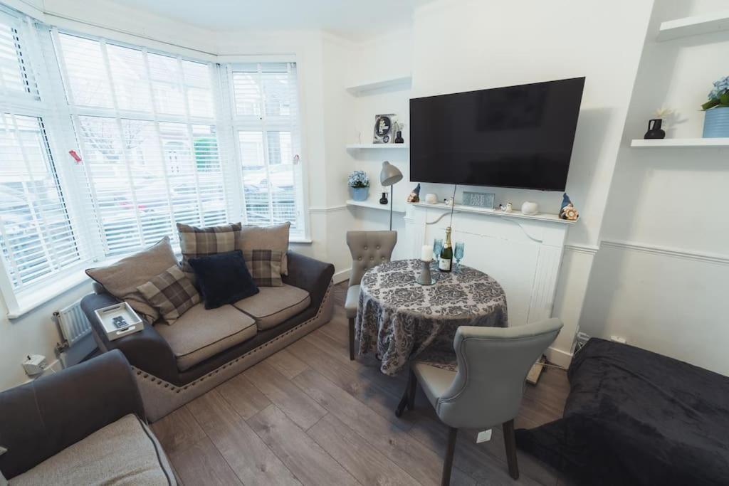 1 Bed - Wifi - Pet Friendly - Harrow Apartment Exterior photo